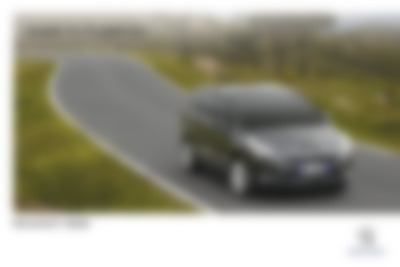 Peugeot 5008 2013